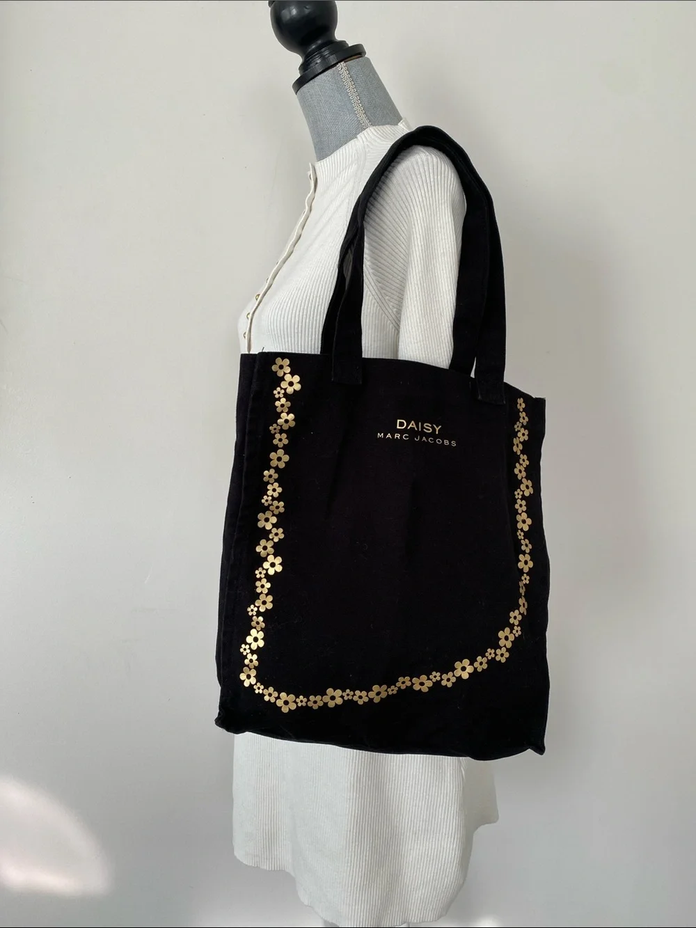 Daisy Marc Jacobs Black Canvas Tote Metallic Gold Logo & Floral Print